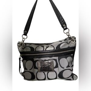 Coach Poppy Signature Shoulder Bag